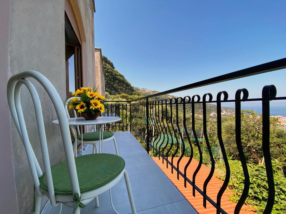 Achille Home B&B Sorrento Exterior foto